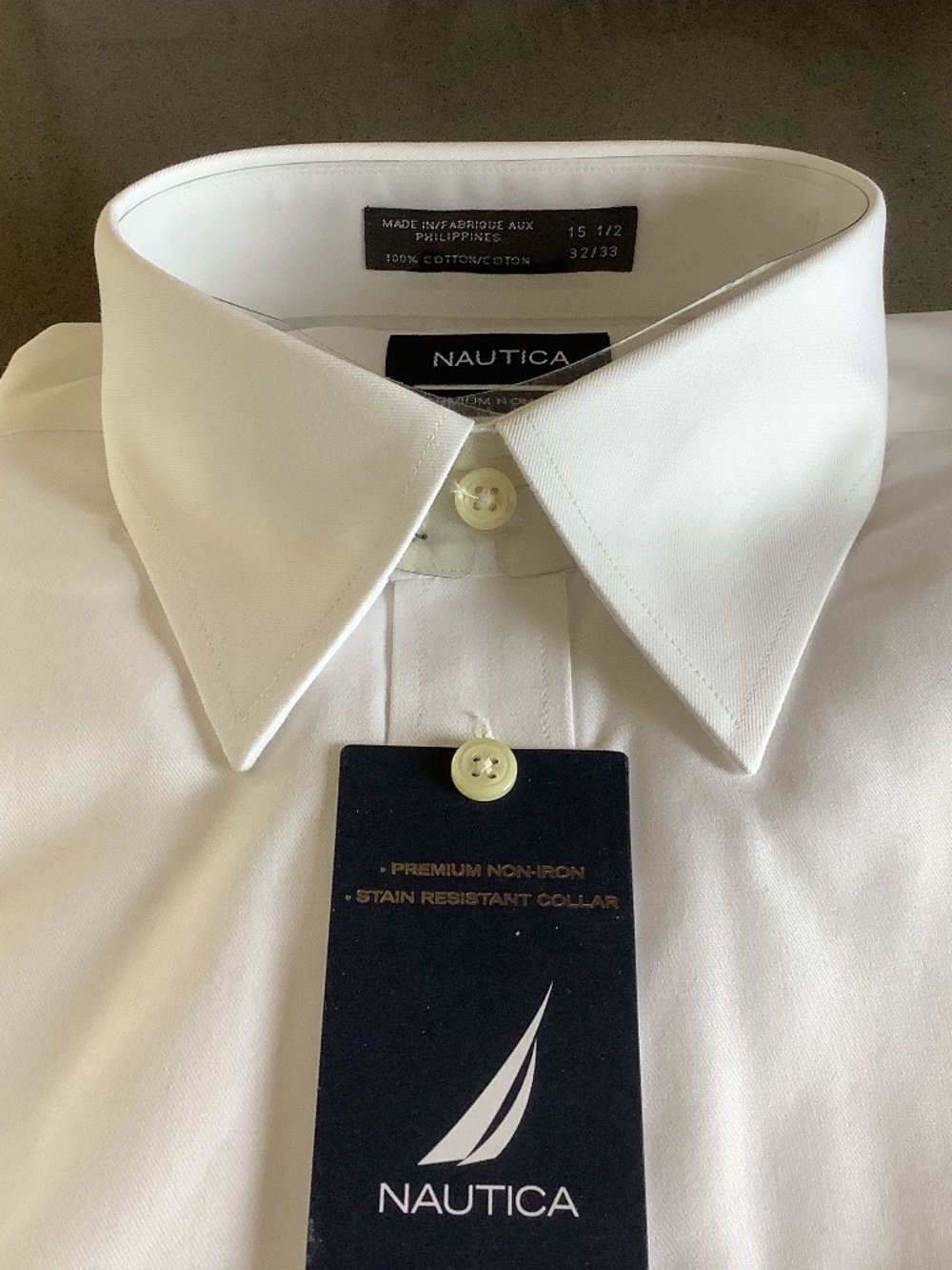 NAUTICA   100%  COTTON DRESS SHIRT  15 1/2  32/33